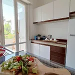 Augusta Apartment, Seconda Fila Mare Rif A820 Apartment *