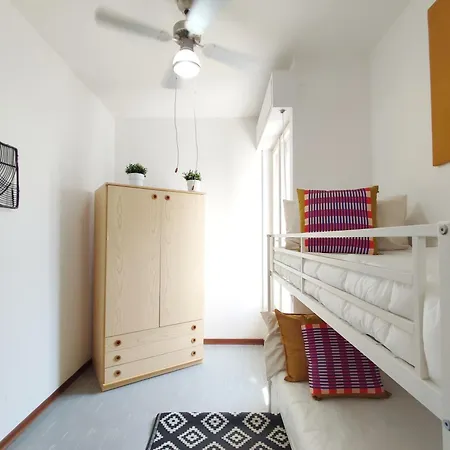 Augusta Apartment, Seconda Fila Mare Rif A820 アパート サン・ベネデット・デル・トロント